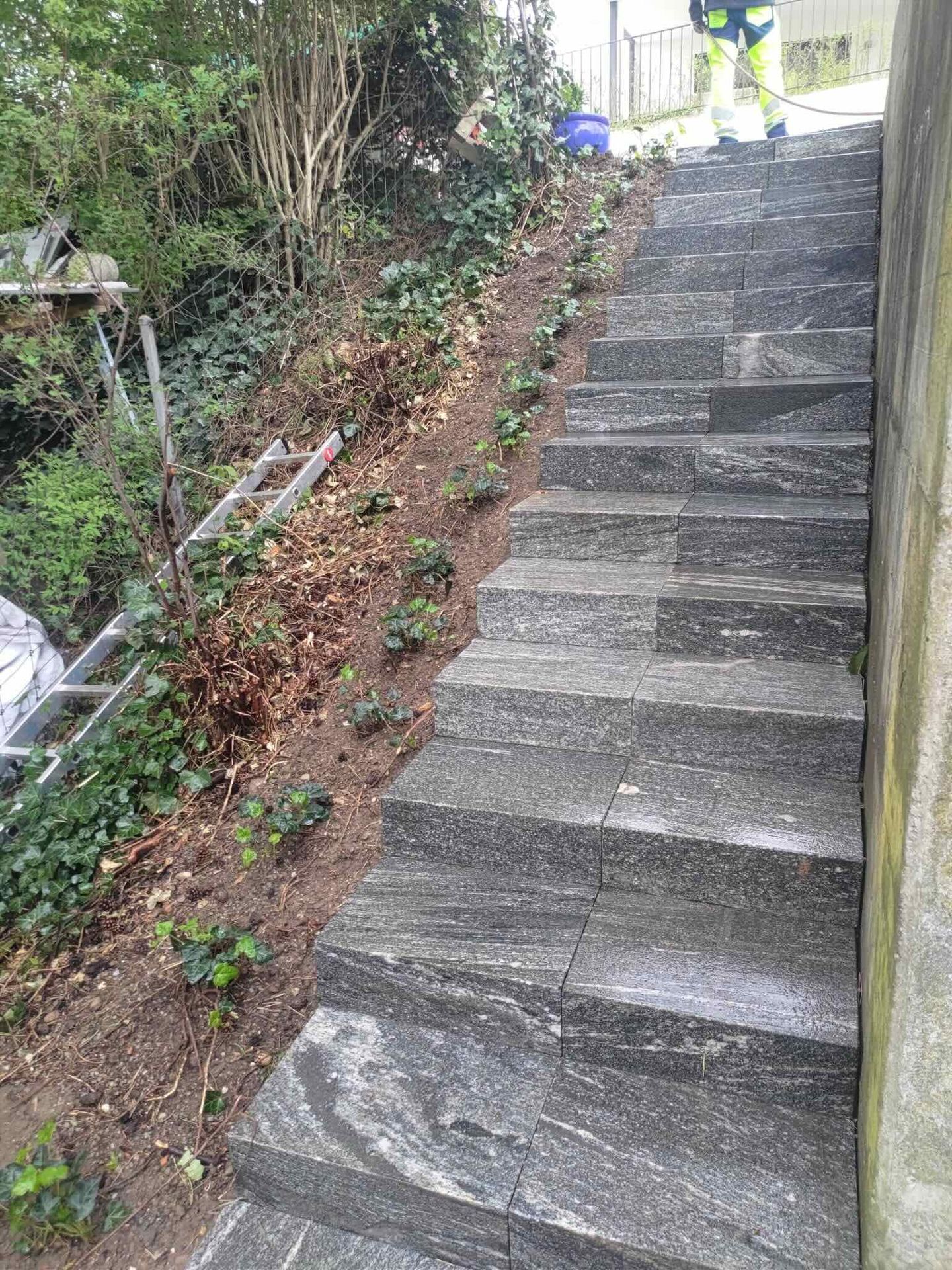 Mauern & Hangstabilisierung, Treppen & Stufen