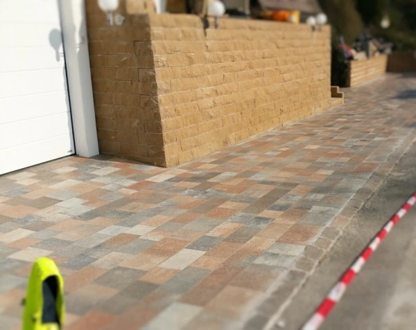 Mauern & Hangstabilisierung, Treppen & Stufen