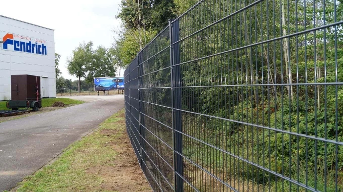 Sichtschutz, Zäune &amp; Tore