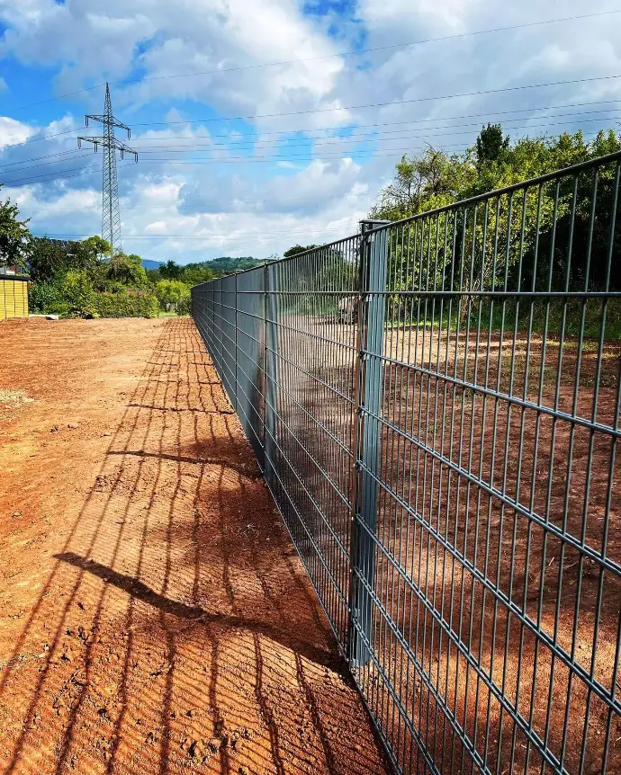 Sichtschutz, Zäune &amp; Tore