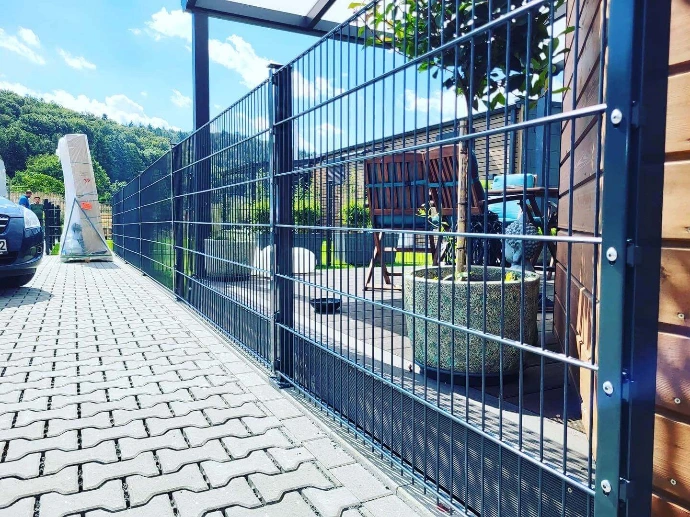 Sichtschutz, Zäune &amp; Tore